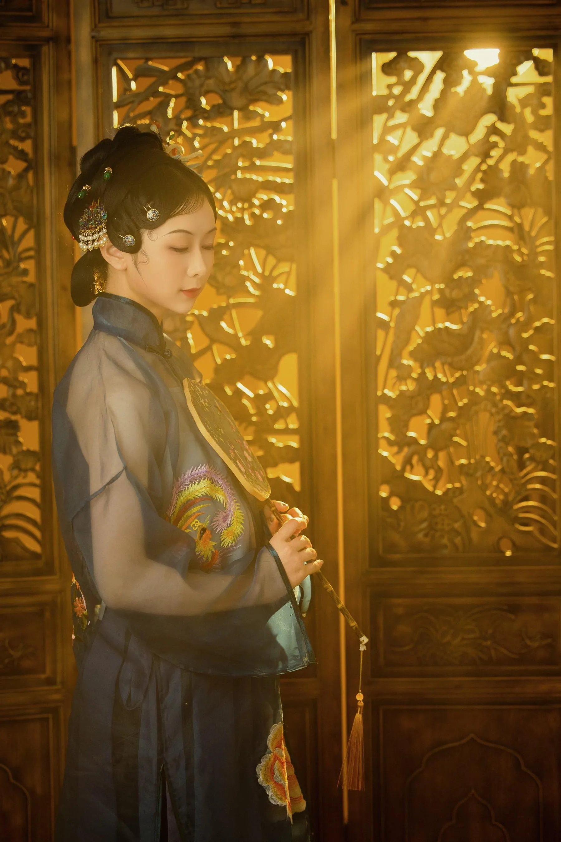 [YITUYU艺图语]2022.07.10 清宫戏曲 周周 [28P]插图1